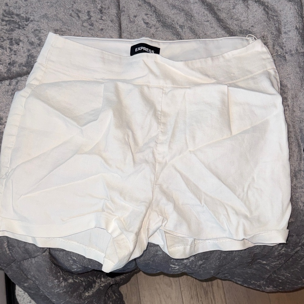 Express Women's Cream linen High Waist Shorts